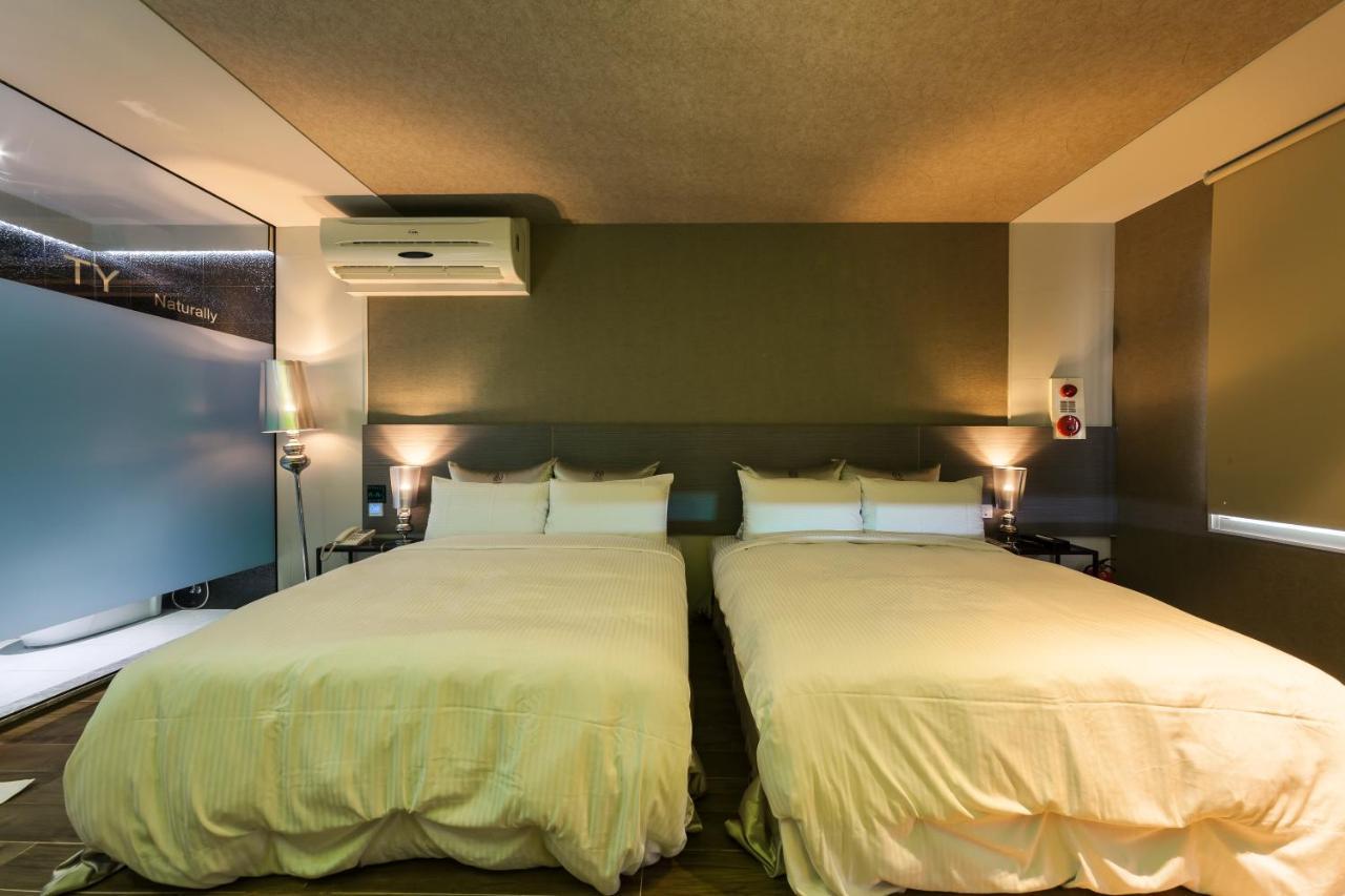 Ty Motel Taoyuan Eksteriør bilde